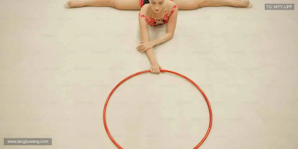 冠军同款,即刻拥有!🏅👕 体育周边,让你离偶像更近一步!